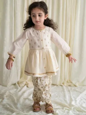 Girls Combo Angrakha Set And Bow Hairclip Gold Print- Cream