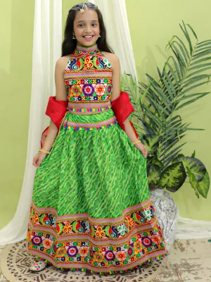 Girl's Silk Green Lehenga Sets - Bownbee