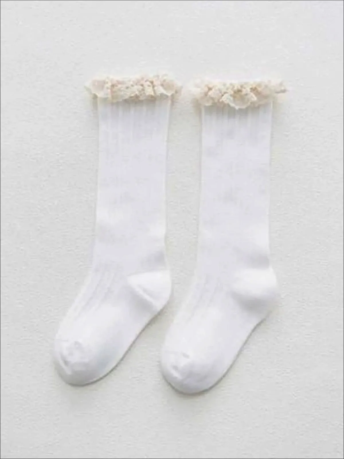 Girls White Cable Knit Lace Trimmed Socks