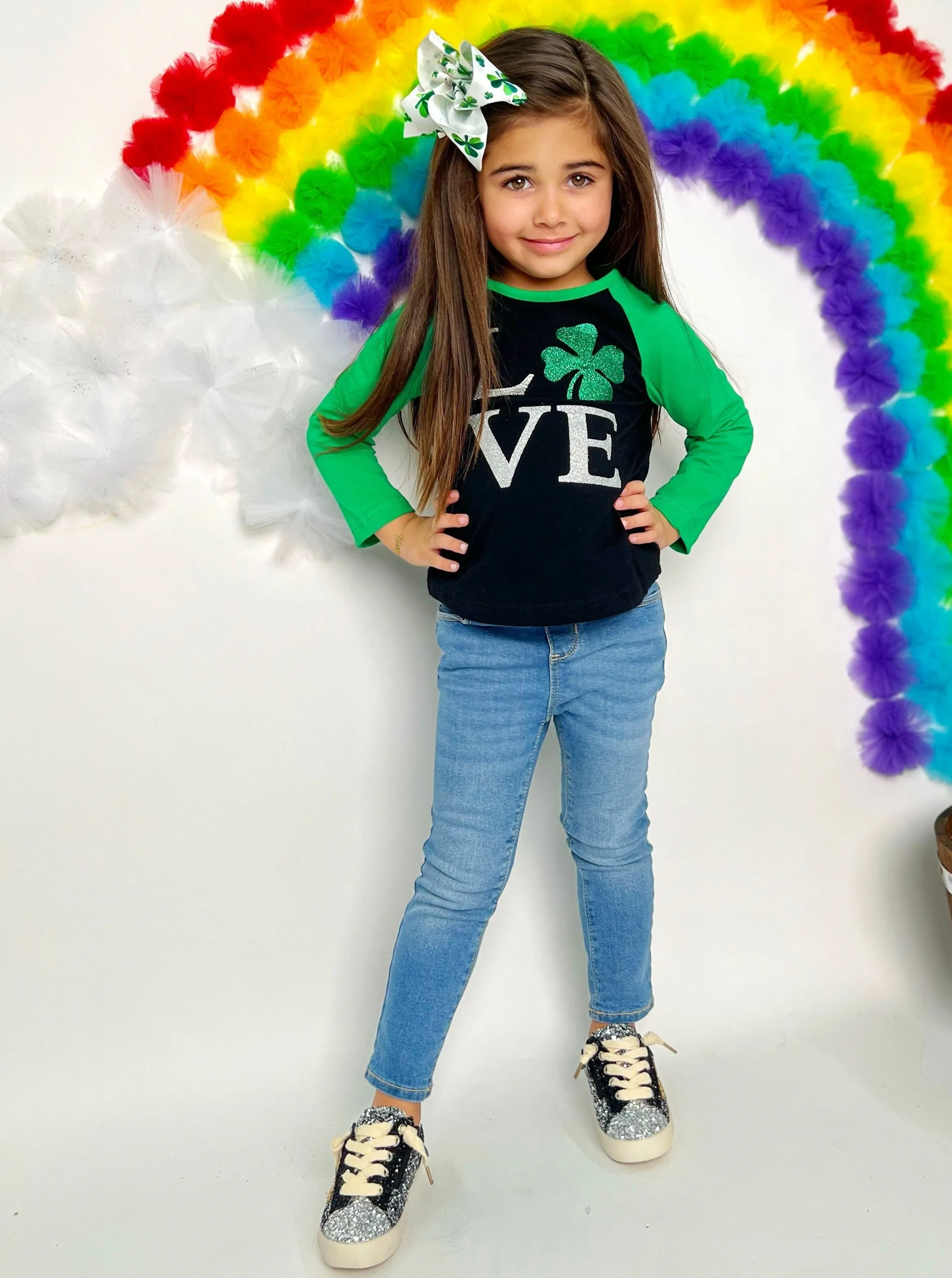 Love Clover Raglan Top